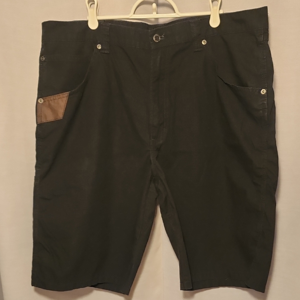 Wrangler size 40 - Men's Black Work Shorts